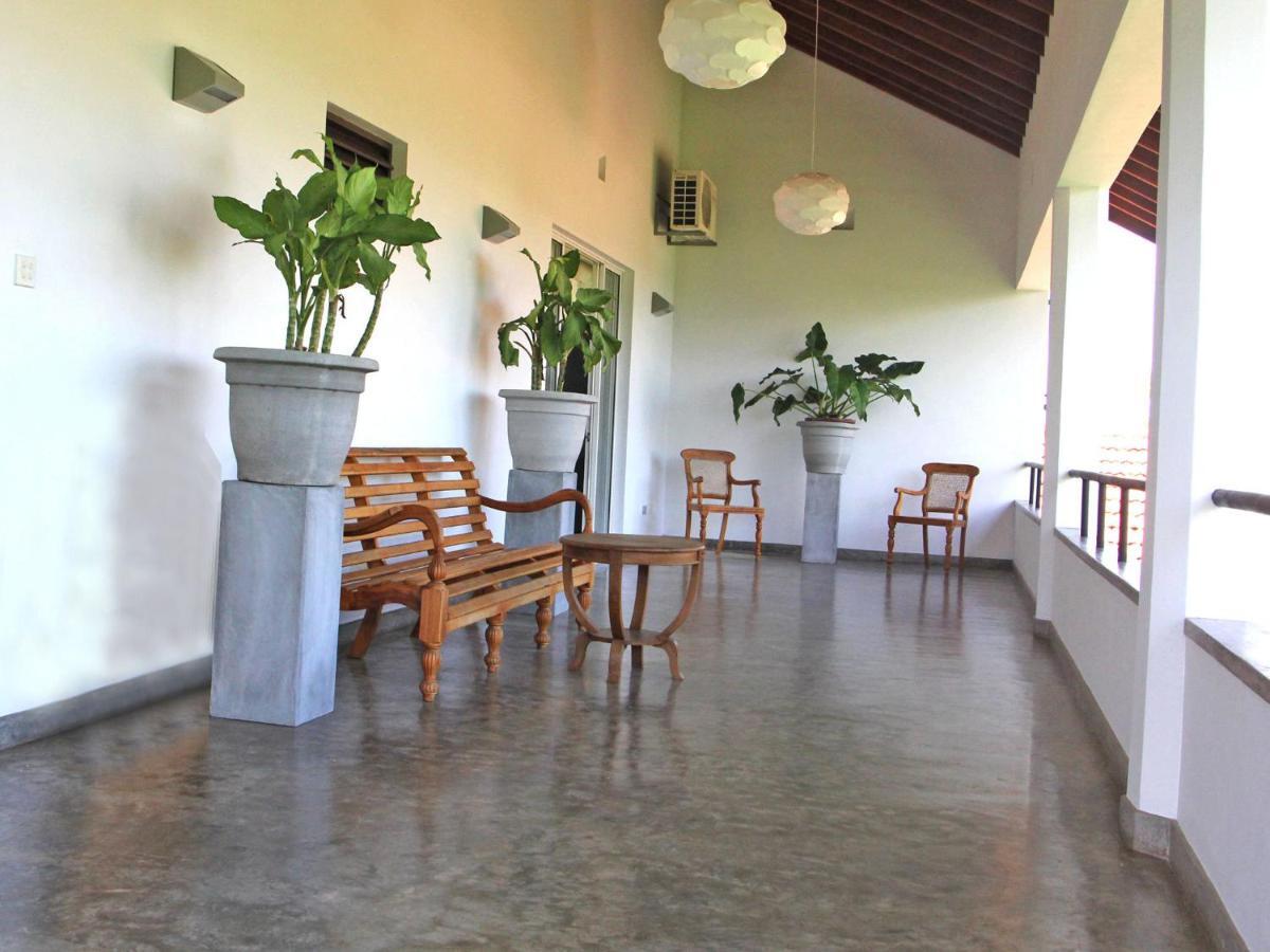 The Lagoon Villa Kurana Katunayaka Exterior foto